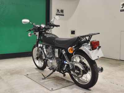 Yamaha SR400 2019