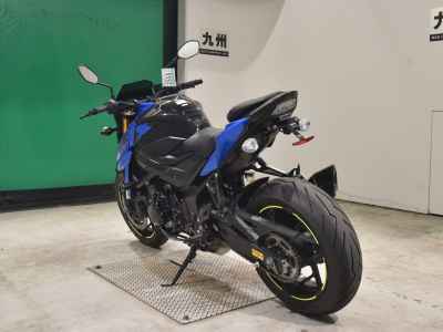 Suzuki GSX-S750 2022