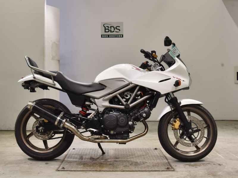 Honda VTR250 2015