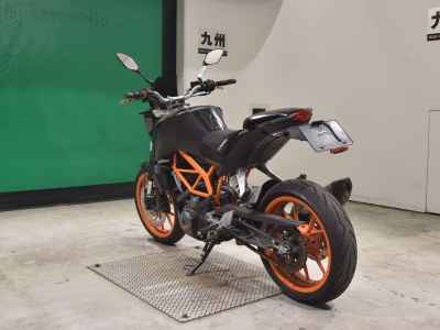 KTM 390 Duke 2015