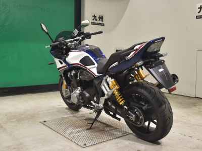 Honda CB1300SF 2021