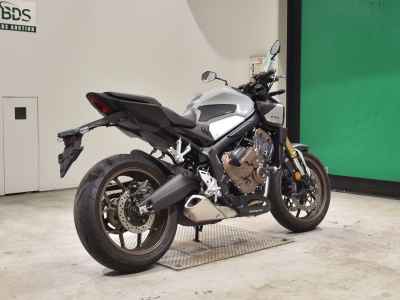 Honda CB650R 2024