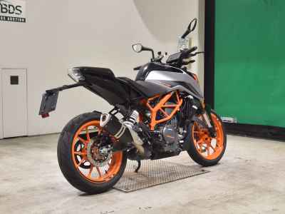 KTM 390 Duke 2023