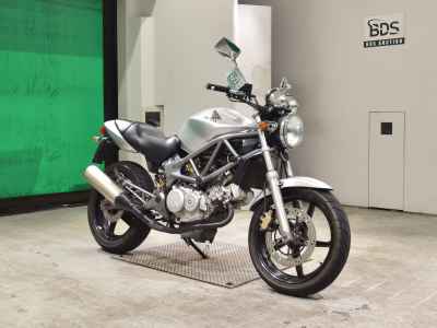 Honda VTR250