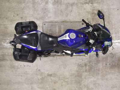 Yamaha YZF-R25 2016