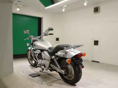 Honda Magna 250