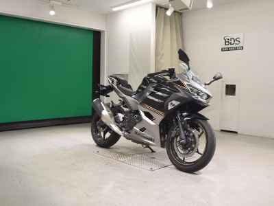 Kawasaki Ninja 250
