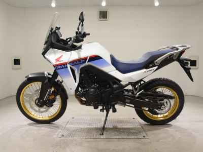 Honda Transalp 750 2025