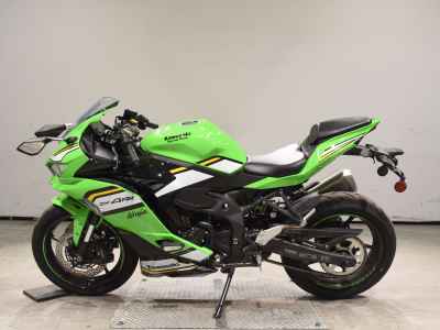 Kawasaki Ninja ZX-4RR 2024