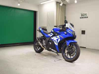 Suzuki GSX250R
