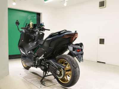 Yamaha TMAX 560 Tech MAX 2022