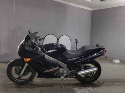 Kawasaki ZZR250