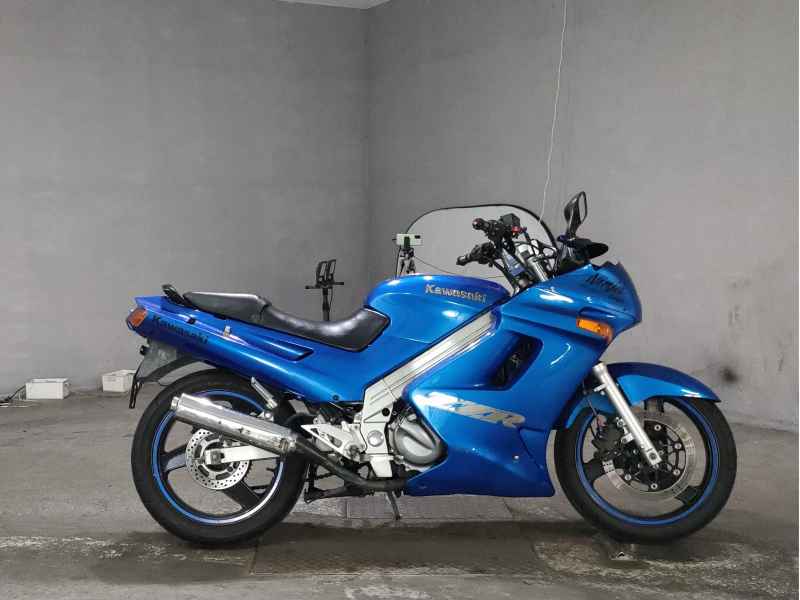 Kawasaki ZZR250 2005