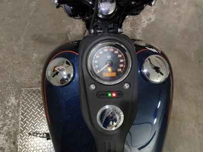 Harley-Davidson FXDB1580 2013