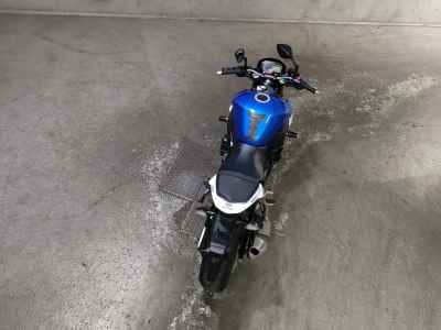 Suzuki GSR750 2013