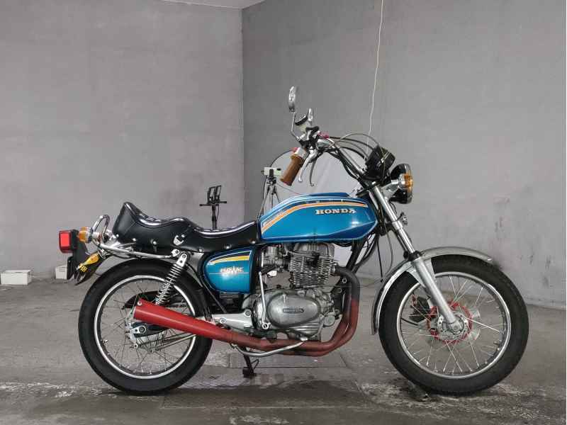 Honda CB400 2022
