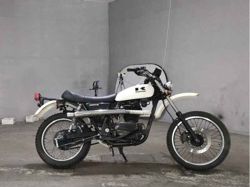 Kawasaki 250TR