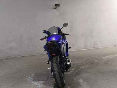 Yamaha YZF-R25
