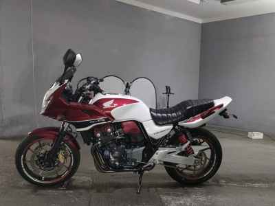 Honda CB400SFV 2019