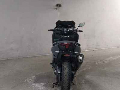 Yamaha TMAX 560 2021