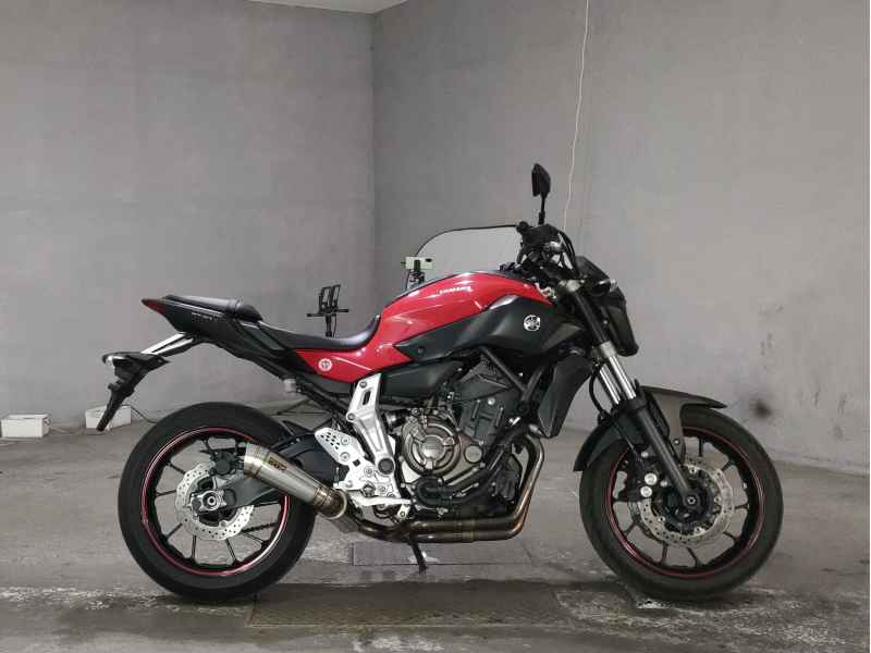 Yamaha MT-07 2015
