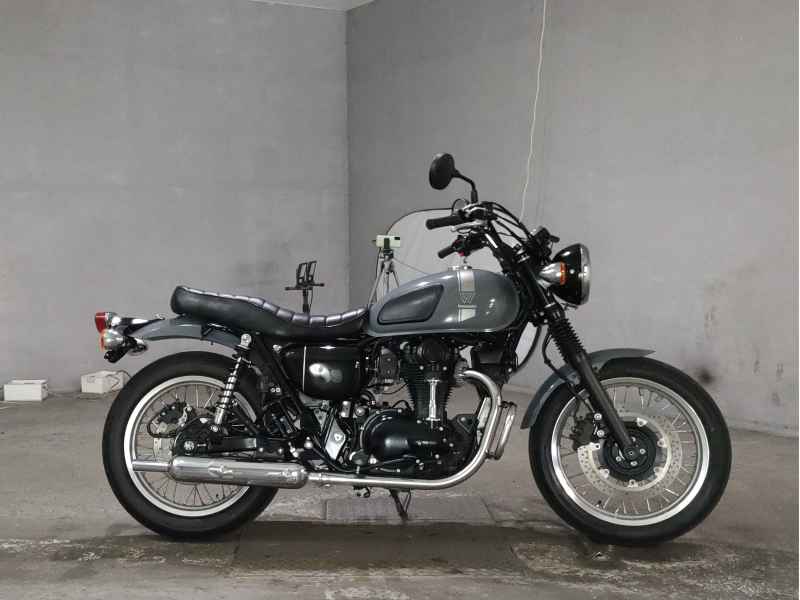 Kawasaki W800 2023