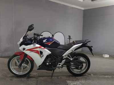 Honda CBR250R