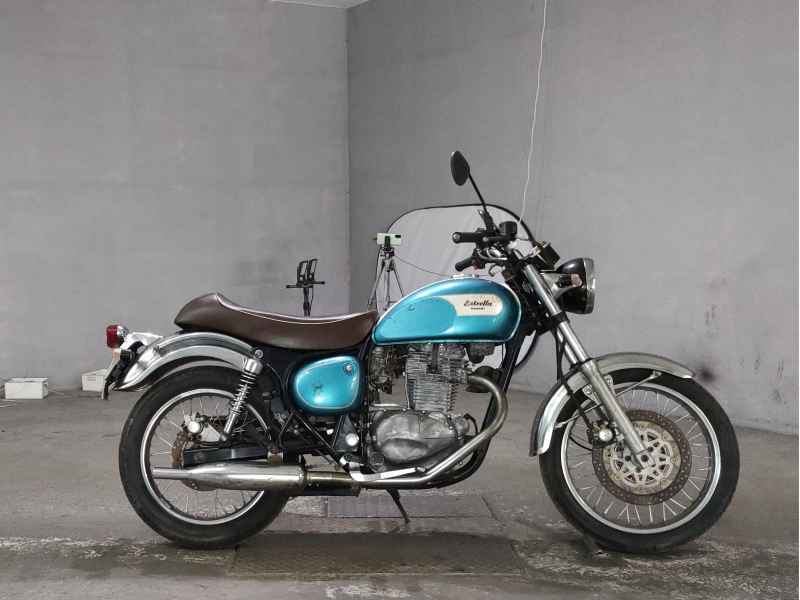 Kawasaki Estrella