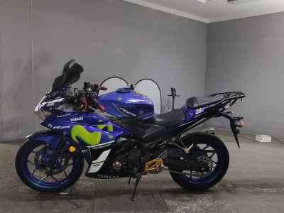 Yamaha YZF-R25 2017