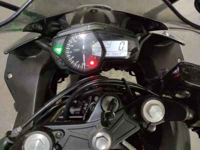 Yamaha YZF-R25 2015