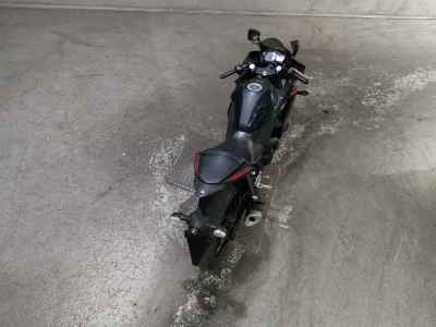 Yamaha YZF-R25 2015