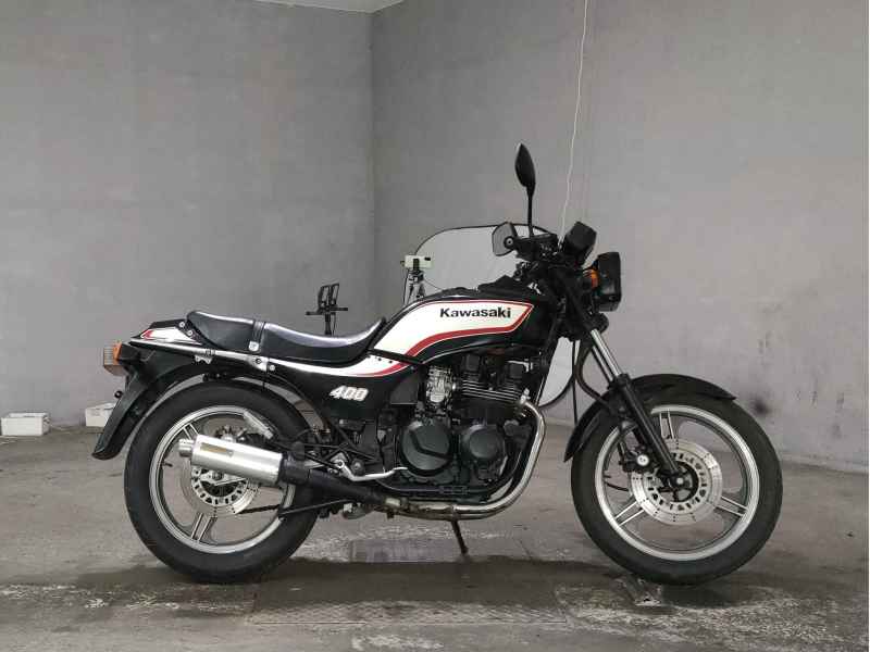 Kawasaki GPZ400 2025