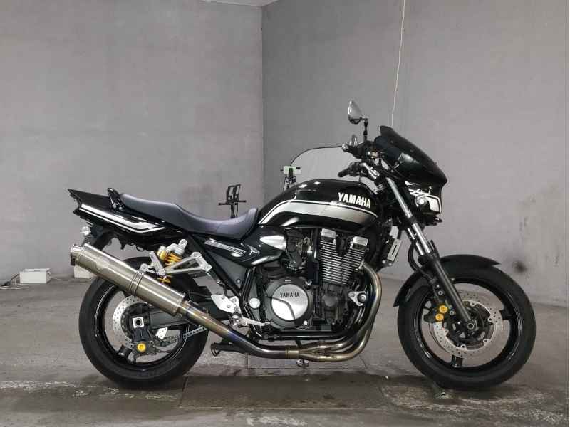 Yamaha XJR1300 2012