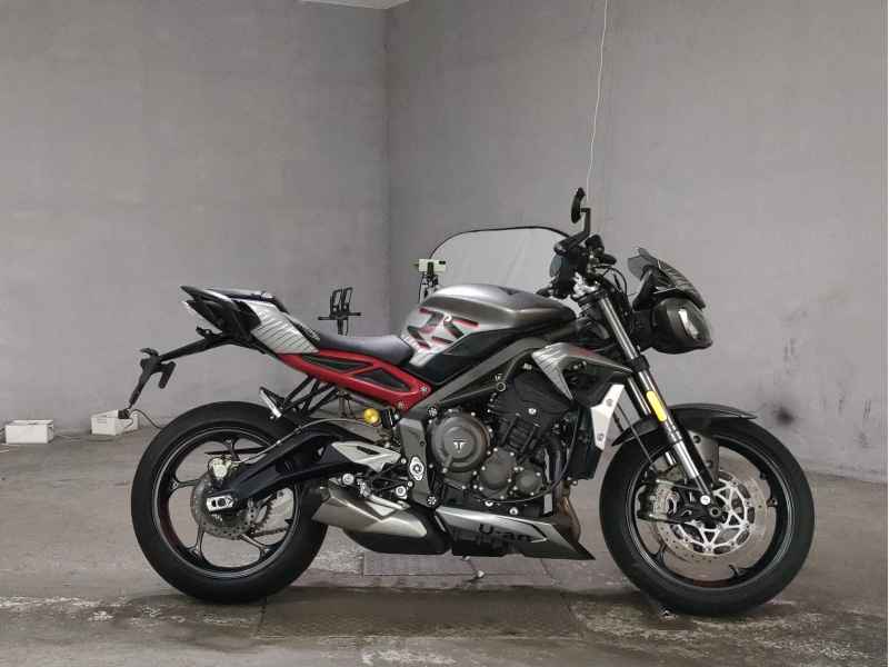Triumph Street Triple RS
