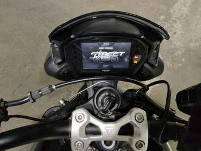 Triumph Street Triple RS