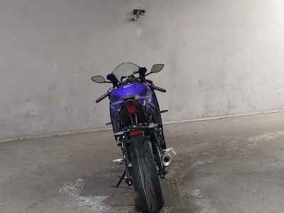 Yamaha YZF-R7 2025