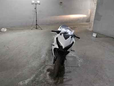 Honda CBR650R