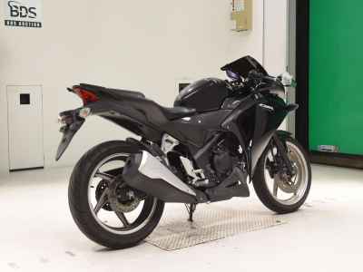 Honda CBR250R 2011