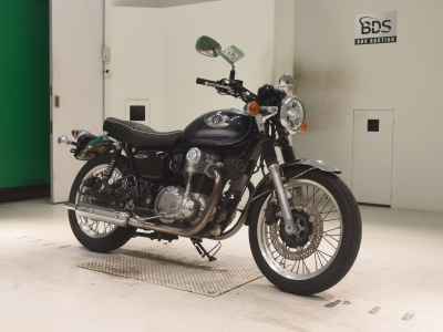 Kawasaki W800 2022