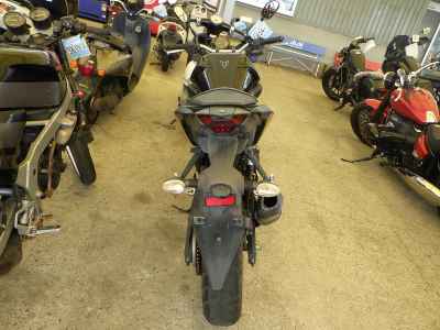 Yamaha MT-25