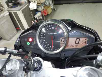 Suzuki GSR250