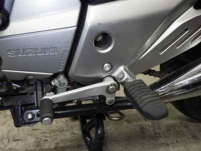 Suzuki GSR250