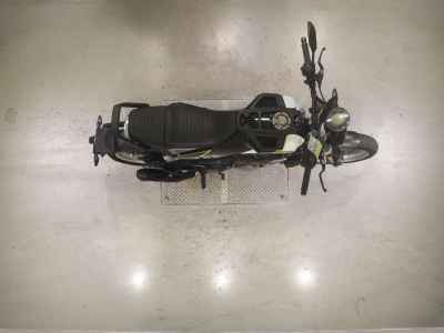 Husqvarna Svartpilen 401 2020