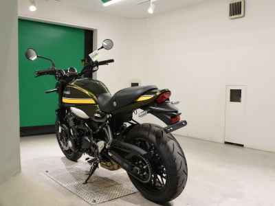 Kawasaki Z900RS 2024