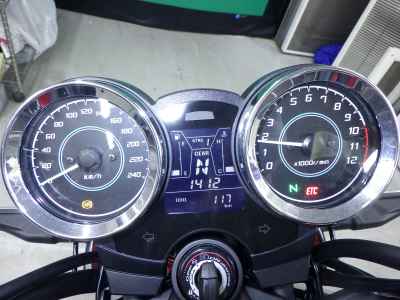 Kawasaki Z650RS 2025