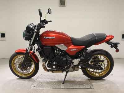 Kawasaki Z650RS 2025