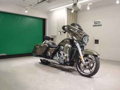 Harley-Davidson Street Glide FLHXS1690 2016