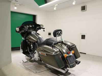 Harley-Davidson Street Glide FLHXS1690 2016