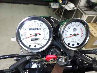 Yamaha SR400 2020