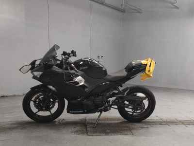 Kawasaki Ninja 400 2018